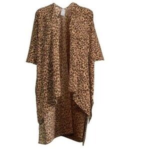 Time and Tru Women's Layering Piece Ruana Wild Leopard Brown/Acorn Wrap Shawl